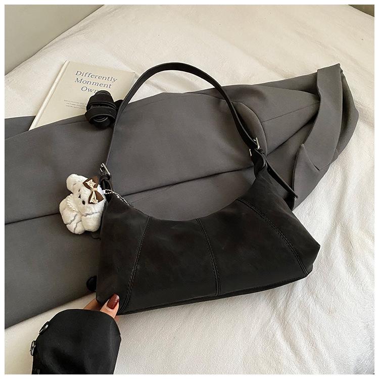 2025 New Fashion Korean Version Retro Solid Color Versatile Shoulder Bag Casual Women's Bag Commuter Messenger Bag