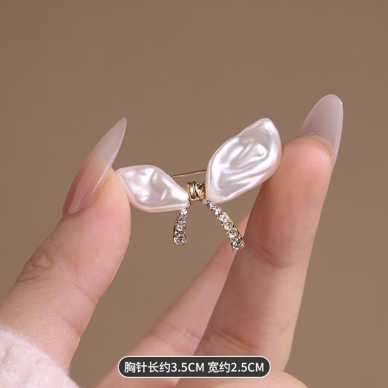 

Барочная жемчужная брошь-бант женский дизайн нишевая булавка изысканная высококлассная корсажная одежда антисветовая пряжка