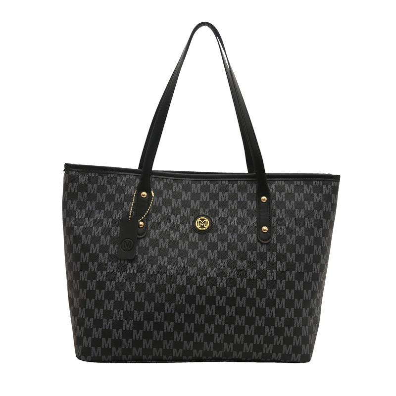 Premium sense underarm bag women s 2025 new trendy women s bag shoulder bag large capacity commuting versatile hand carry tote bag