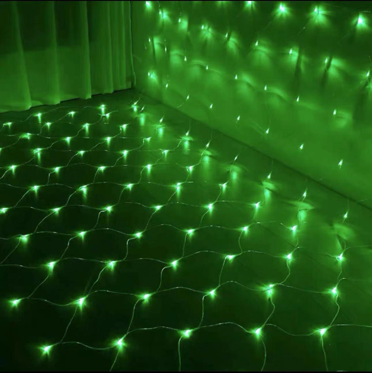 

Waterproof Outdoor LED Fishing Net Lights for Courtyard, Street, and Lawn Decoration - Starry Sky Ceiling Effect 1.5x1.5 with Tail Plug зелений