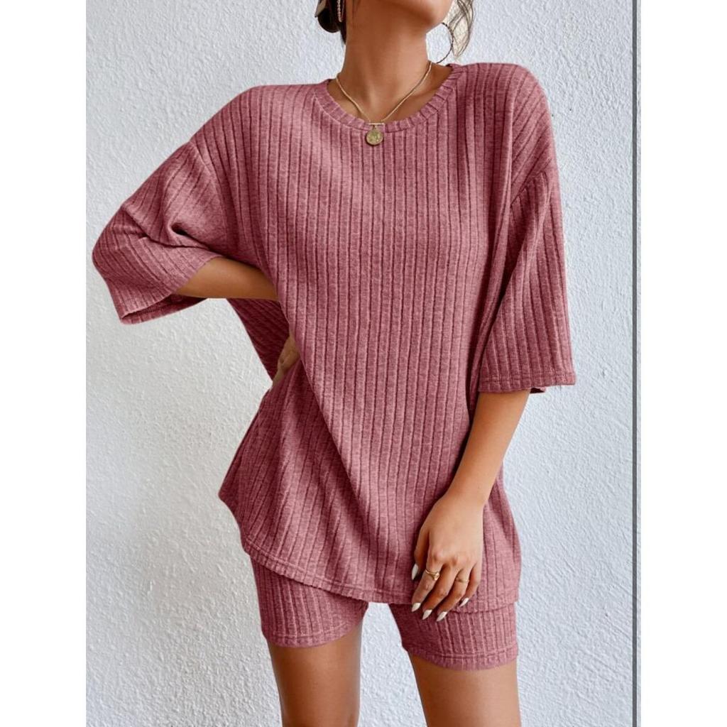Ensemble short ample à col rond et couleur unie pour femme