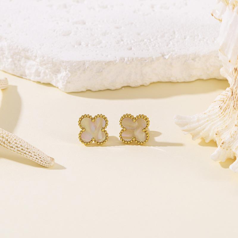 Titanium Steel Clover 13MM Stud Earrings, Stainless Steel Fadeless, Minimalist Versatile High-end Lucky Style