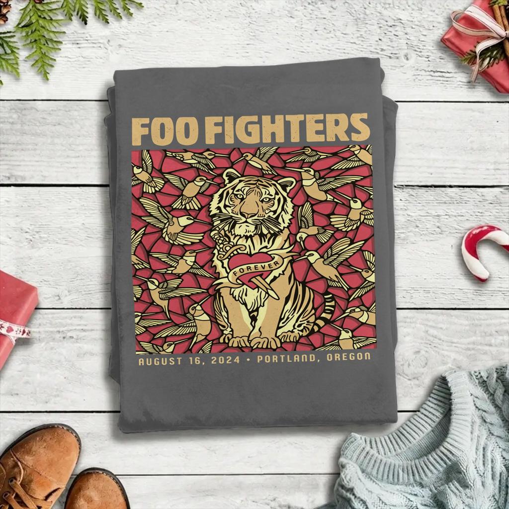 Unisex TShirts Foo Fighters In Portland Novelty Pure Cotton Tee Shirt Short Sleeve T Shirt Crewneck Clothing New Arrival