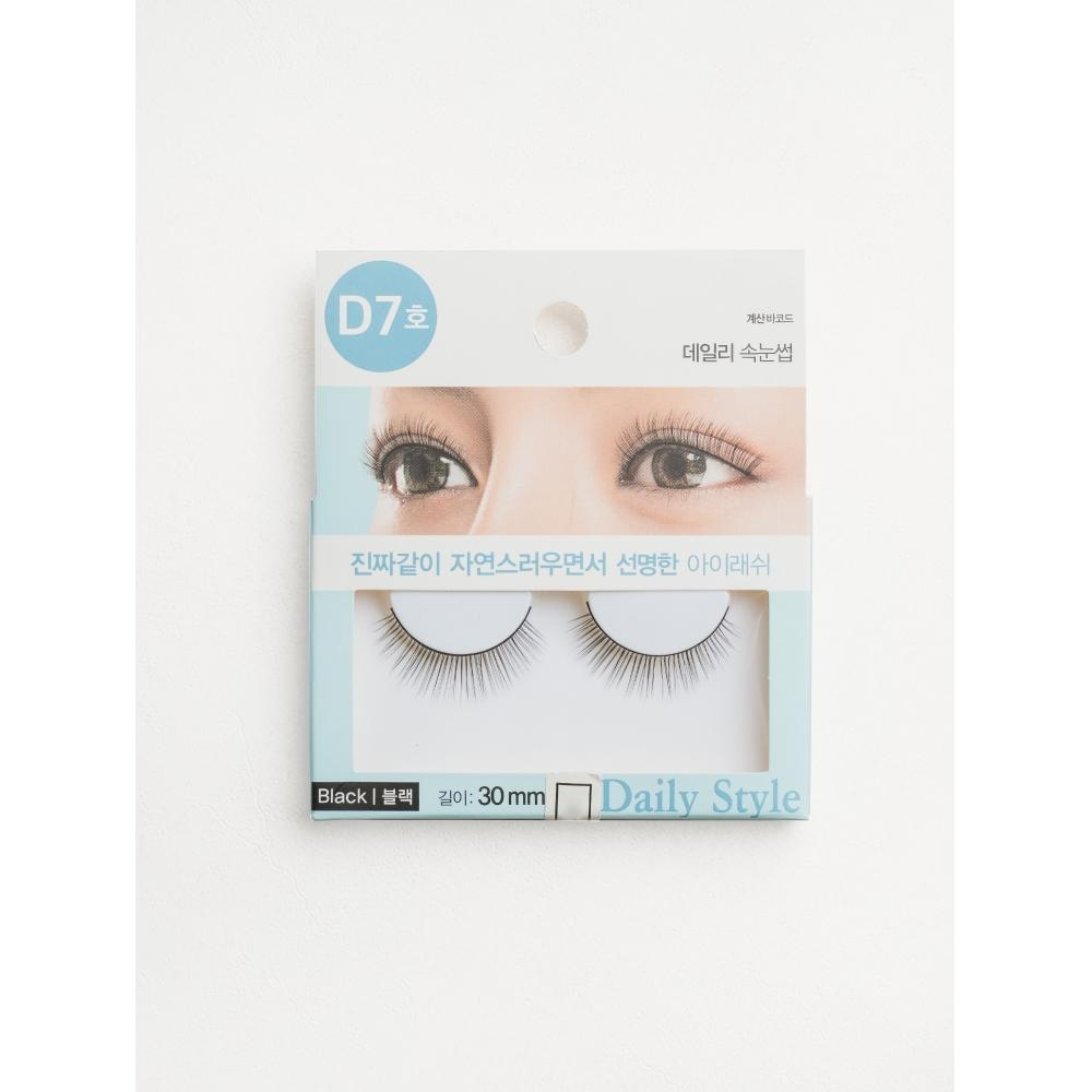 Daiso Daily Lashes D7