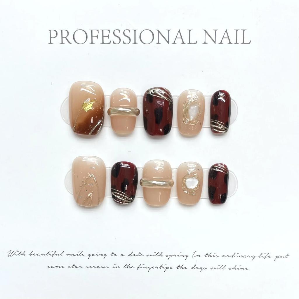 10Pcs Caramel Handmade Short Fake Nails Press On Nails Full Cover Leopard Patterned Amber Design Manicure Wearable Nail Tips Art