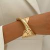Women's Matte Finish Bold Twisted Line Bracelet - European and American Style, Perfect for Daily Wear