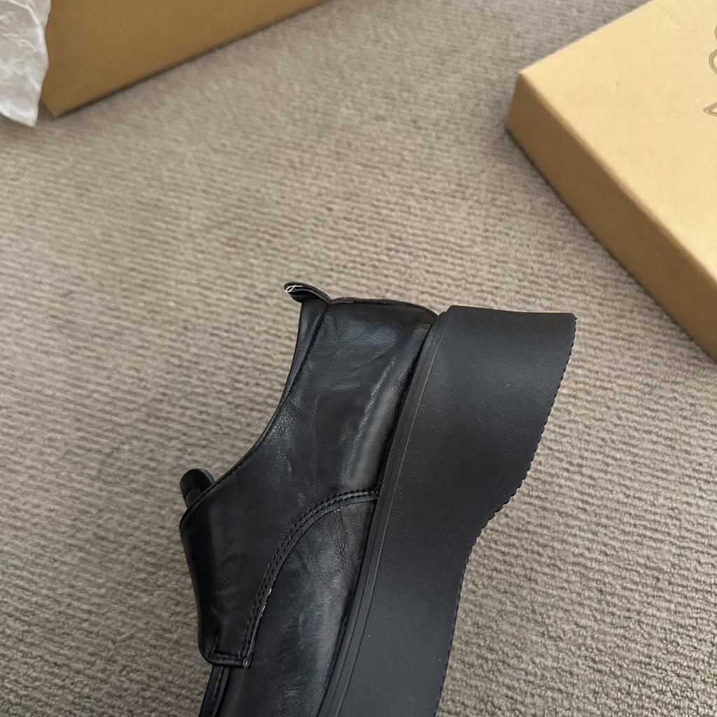 2025 New Spring and Autumn Black Platform Small Leather Shoes One-pedal Versatile Single Shoes Retro British Style Loafers Women