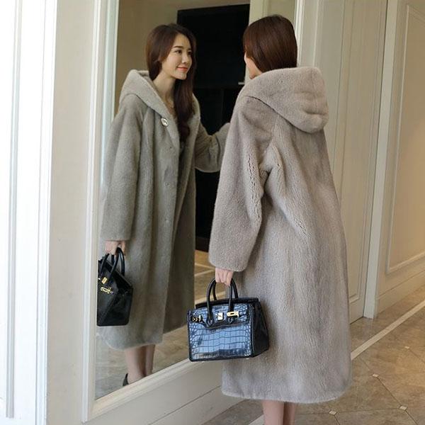 Winter Oversized Long Hooded Fur Coat Women Trendy Female Warm Overcoat Vintage Casual Loose Faux Fur Coats Plush Coats