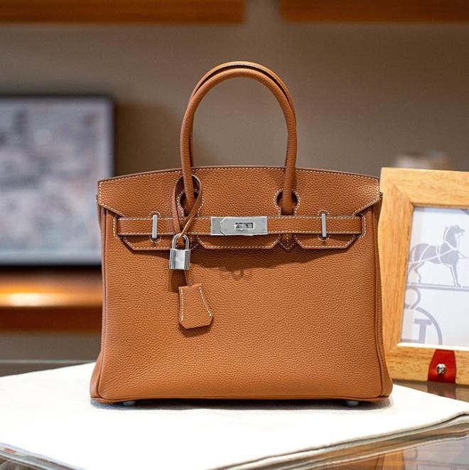 

Leather Chain Tote Bag With Detachable Pouch Classic Real Leather Multi-Compartment Handbag Top Layer Cowhide Lock Clasp Timeless Handheld Bag 25x13x20cm