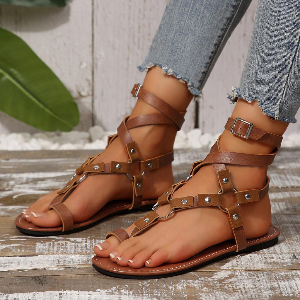 Womens Pu Strappy Sandals With Metal Buckles And Rivets For Beachwear