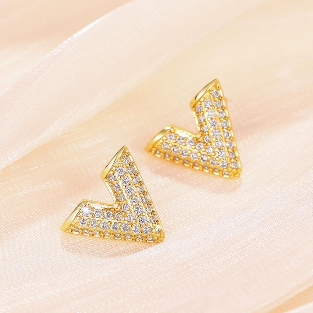 V Shape Stud Earrings for Women Sparkly Pave Set Geometric Earrings Minimalist Daily Fashion Jewelry