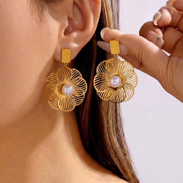Gold Color Double Layer Hollow Flower Hoop Earring for Women Vintage Exaggerate Metal Big Petal Earring Party Daily Wear Jewelry