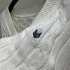 2026 Spring/Summer Women's White Cable-Knit V-Neck Embroidered Long-Sleeve Cropped Sweater