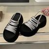 Bling Rhinestone Thick-Soled Open Toe Women Sandals 2025 Summer Fashion Design Retro Roman Ankle Strap Women Beach Slippers