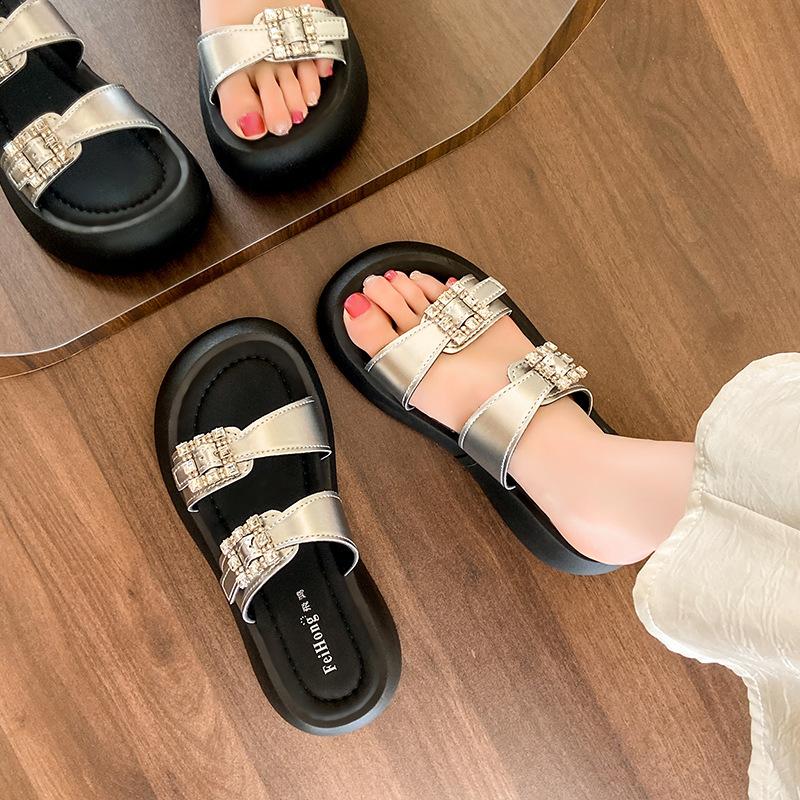 One-word Drag Women 2025 Summer New Versatile Comfortable Lightweight Thick-soled Outer Wear Fashionable One-pedal Casual Cool Slippers