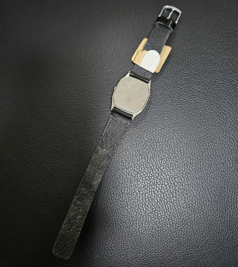 [USED] SEIKO ALBA Quartz Wristwatch with Price Tag