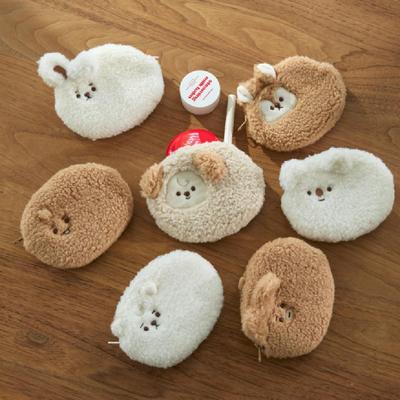 HERGESTELLT VON RJ Edition Flache Tasche
