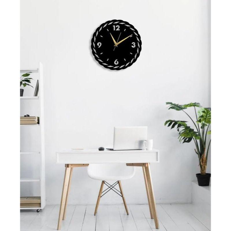 Stylish Metal Wall Clock - Large Size & Home Decor for Living Room, Bedroom & Office - Black