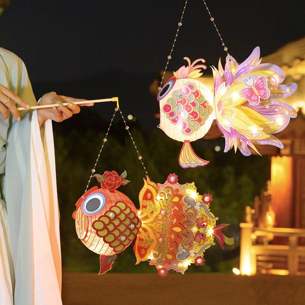 

Собранный фонарь из бумаги «Золотая рыбка» Переносная лампа Праздник середины осени