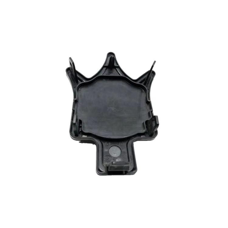 Grille Emblem for 2014-2018 Maserati Quattroporte (Model 670071795)