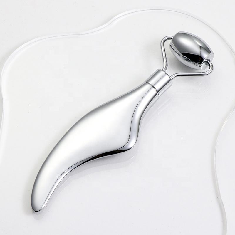 

Массажный ролик для лица Гуа Ша Инструмент для красоты лица и шеи Массажер из нержавеющей стали для подтяжки кожи Лифтинг лица Уход за красотой Массажный ролик серебряный