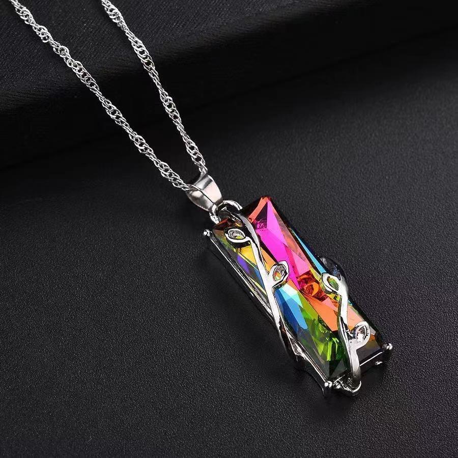 Nordic fashion personality colorful necklace with colorful stones, hot selling glass pendant, fashionable charm jewelry gift
