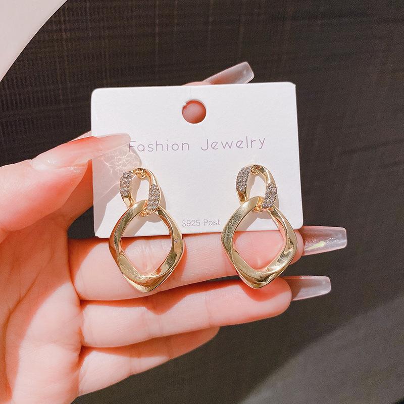 New Trendy Double-layer Interlocking Micro-diamond Earrings Women's Exquisite Niche Design Versatile Stud Earrings