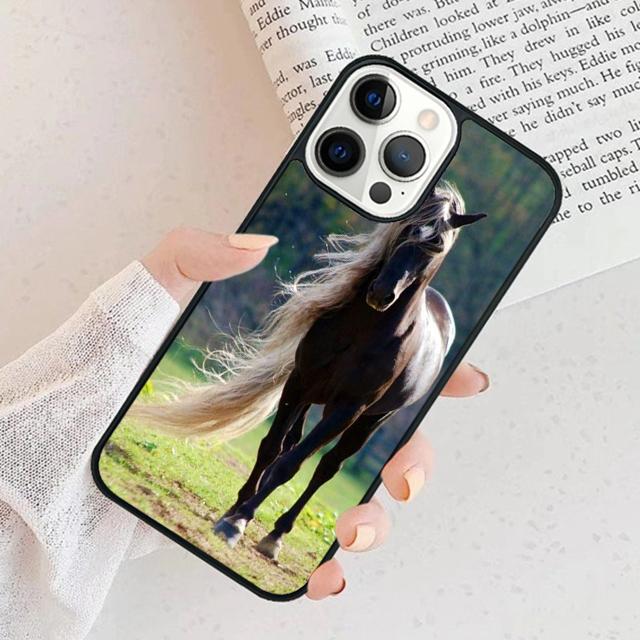 Horse Phone Case For iPhone 17 Air 15 16 Cover 11 13 14 Pro Max 12 Plus Max Fundas