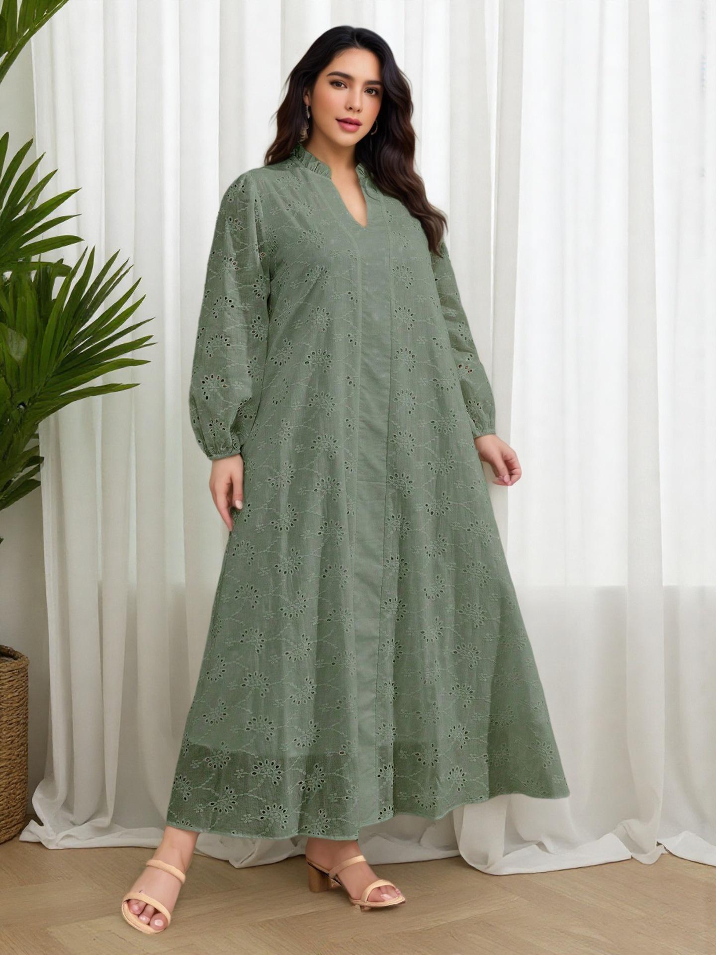 

Autumn 2025 Middle Eastern Light Luxury Hollow Long Dress for Women 2XL зелений