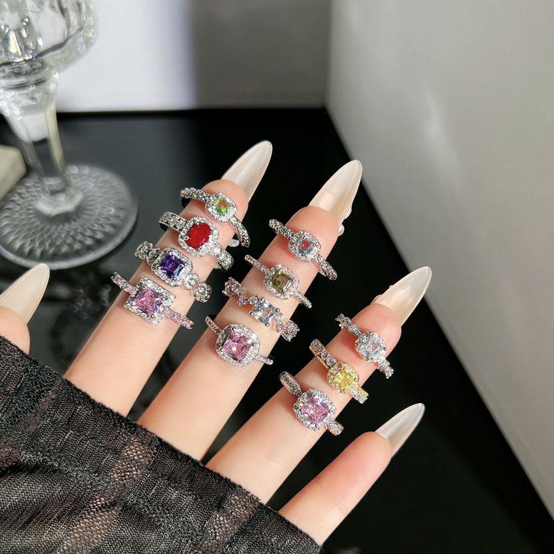 Square Sugar Ring: Women's Luxurious Gemstone Stackable Ring – Geometric Design Cool Style Accessory