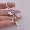1pc Fashionable Iron Alloy Keychain with Heart, House, And Key Charms Classic Keyring for Bags Pendant Accessory Ideal Valentine'S Day Gift