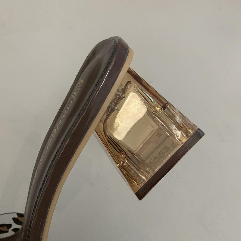 French summer 2025 new fairy skirt beach crystal heel thick heel open-toed cool slippers women's sandals