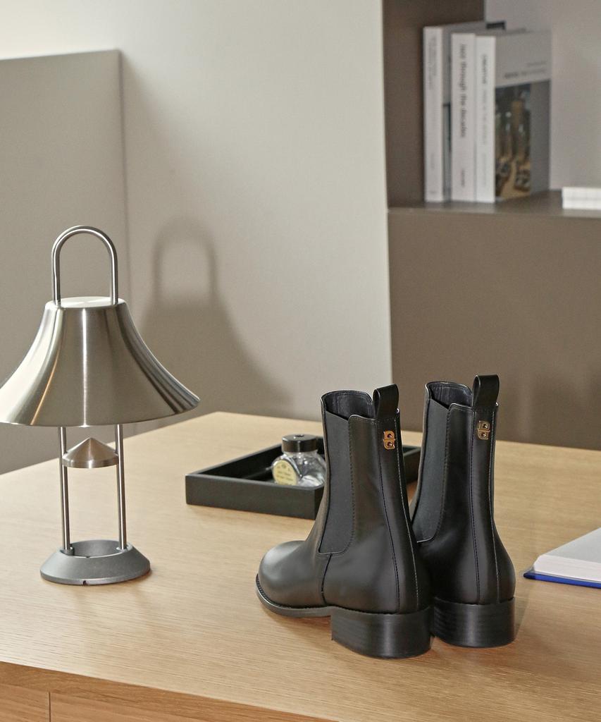 Ashgray Studios 1781 Root Chelsea Boots