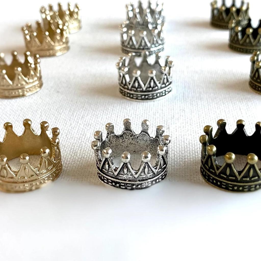 Dollhouse Mini Crown, Metal Doll Crown Dollhouse Miniature 1/12 Scale, Tiny Miniature Crown, Mini Alloy Crown, Dolls Headwear Accessories (4PCS)