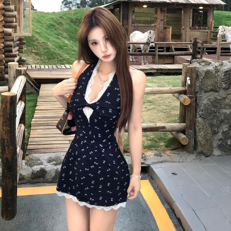 Spice Girl Style Low-necked Lace Floral Off-the-shoulder Sleeveless Neck Dress Women's Summer Slim-fitting Waist-wrapped Hip Short Skirt