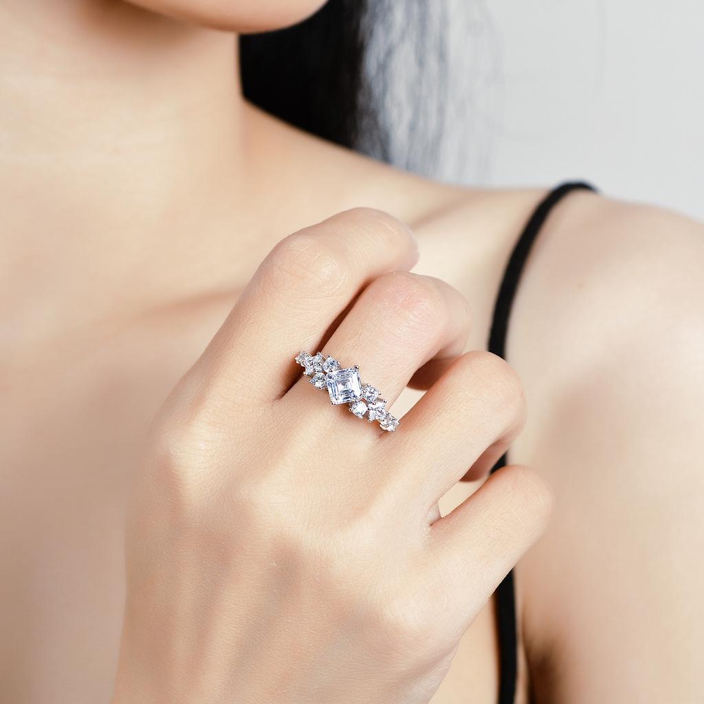 S925 Sterling Silver Ring for Women New Fashion Princess Square Four Claw 1ct Moissanite Ring Silver Ornaments Exquisite Jewelry Gifts