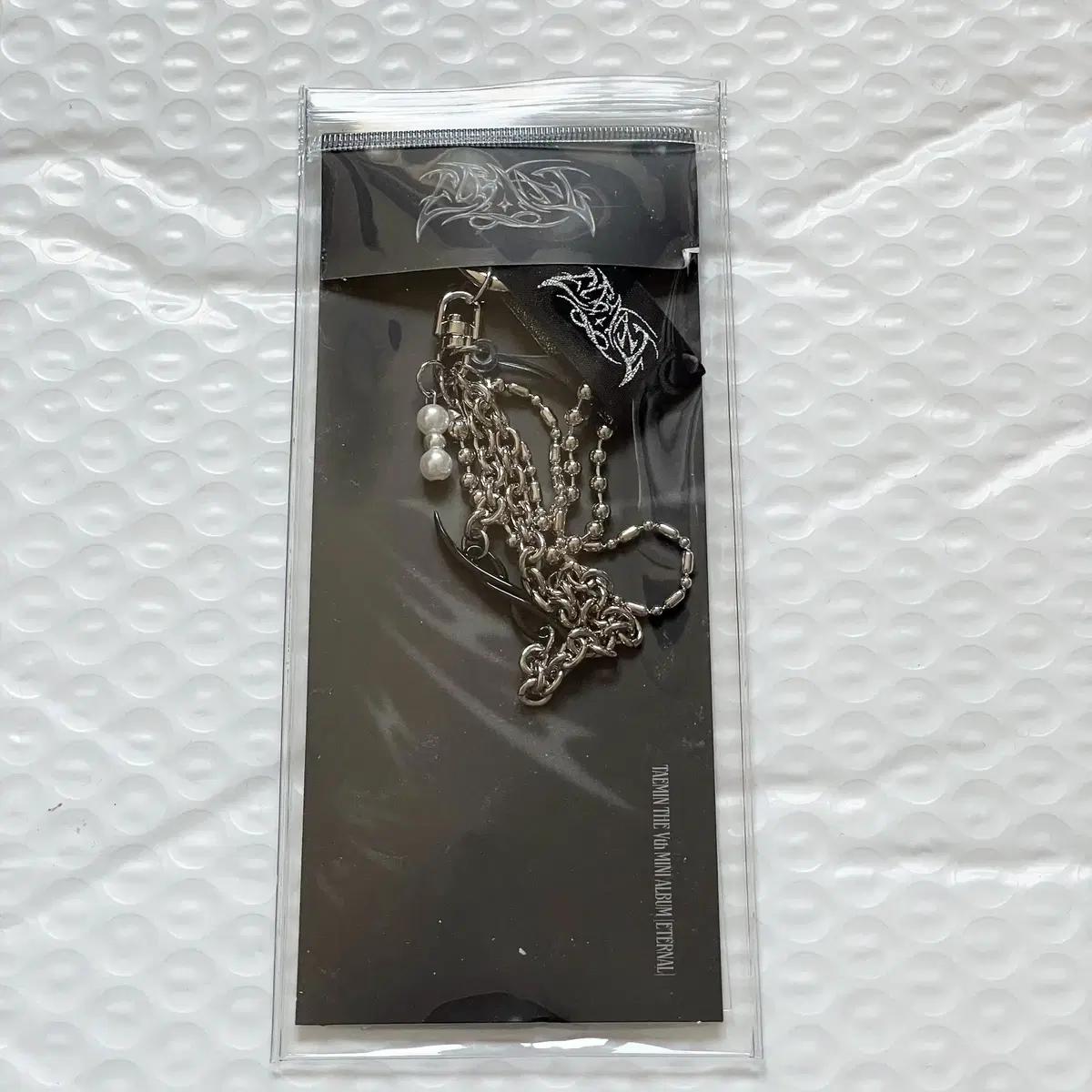 

Брелок для ключей Taemin Eternal Exhibition Md