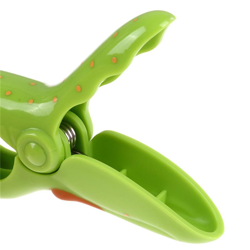 Plastic Beach Towels Clips For Sunbeds Sun Lounger Animal Decorative Clothes Pegs Pins Large Size Drying Racks Retaining Clip