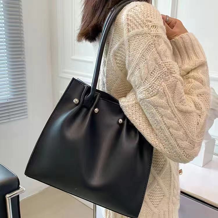 

French Textured Large Capacity Trendy Tote Bag Light Milk White Fashionable Versatile Shoulder Large Capacity Tote Bag one size