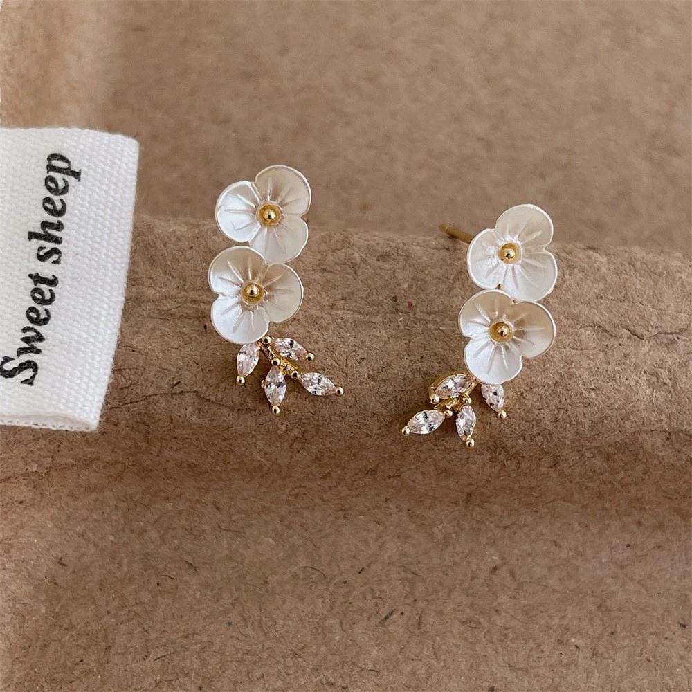 Chinese Plum Blossom Branches Leaves Stud Earring for Women Korean Style Exquisite Crystal Rhinestone Zircon Brincos Gift