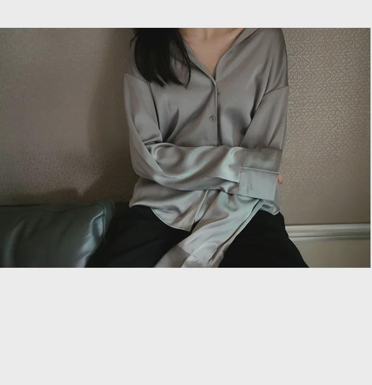 White Women's Retro Hong Kong Style Loose Satin Drape Shirt