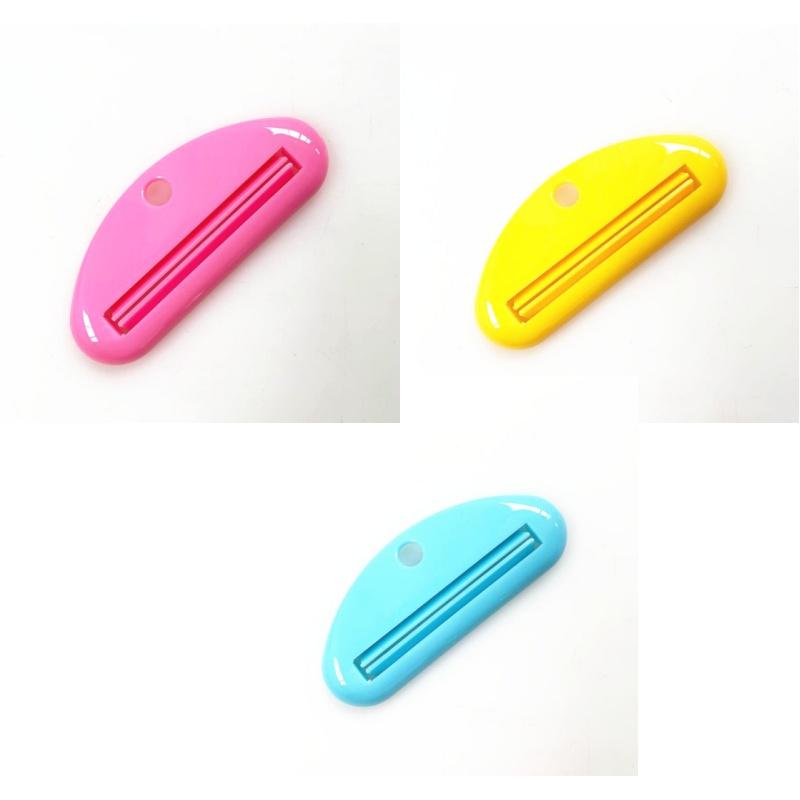 

Cute Cartoon Frog Manual Toothpaste Squeezer Animal Shape Lazy Press Toothpaste Cleaner Essential Set for Kids