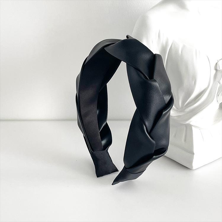 Luxury French Leather Braided Headband for Enhanced Height, Retro, Simple Design Hairpin