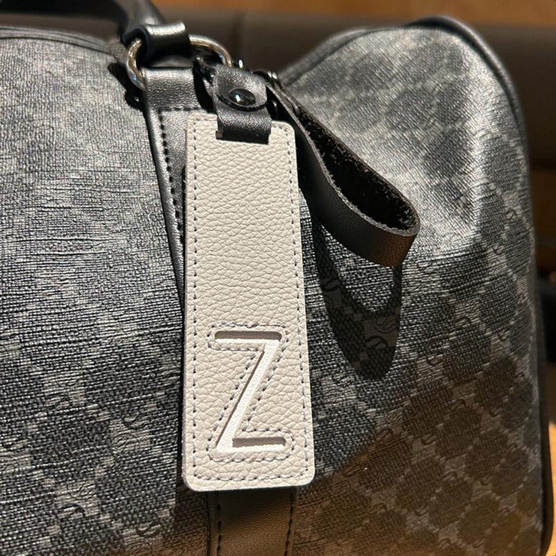 Fashion 26 Letters Key Chain Pu Leather Alphabet Letter Keyring Car Key Accessories Business Key Holder Women Bag Pendant Decor