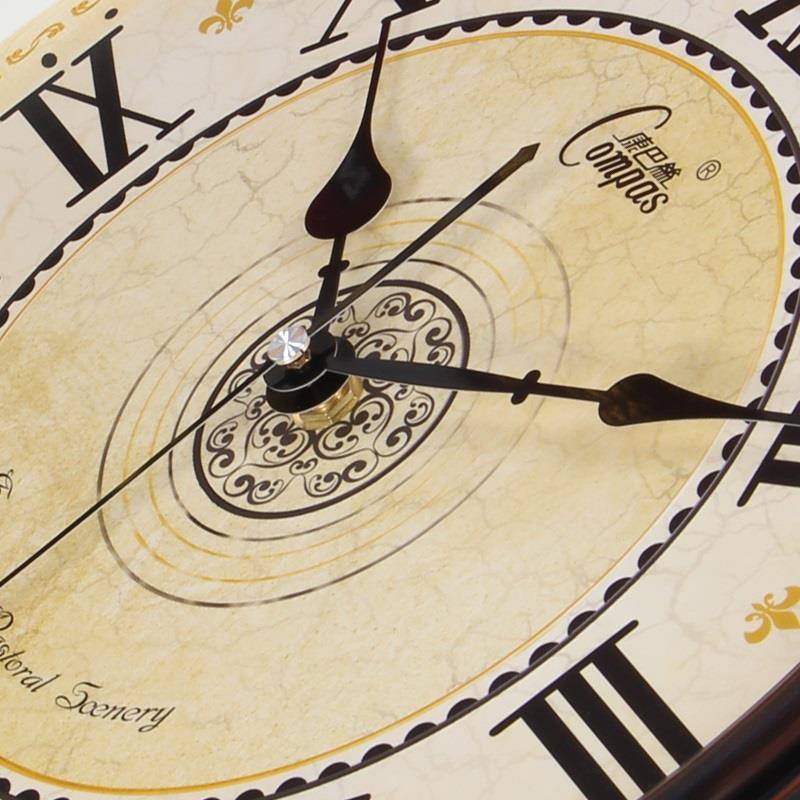 33cm Retro Wall Clock Household European Living Room Quartz Clock Silent Electronic Clock Classical Retro ABS Clock Quartz Watch