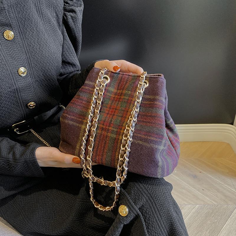 Eimerbeutel aus Wolle mit Karomuster, neuer Trend, modische und vielseitige Damen-Handtasche im hochwertigen Nischendesign
