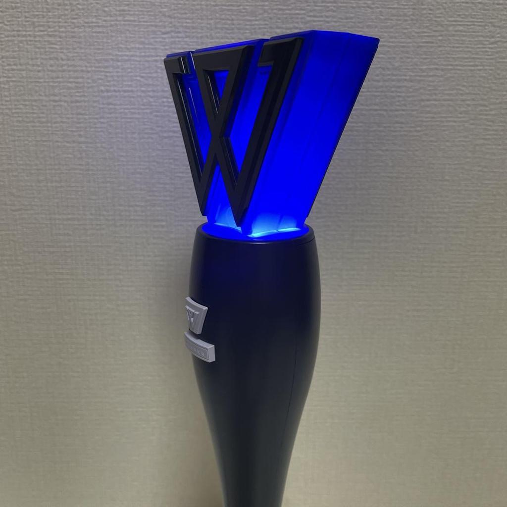 [USED] WINNER Korea Official Light Stick ver.1 BK