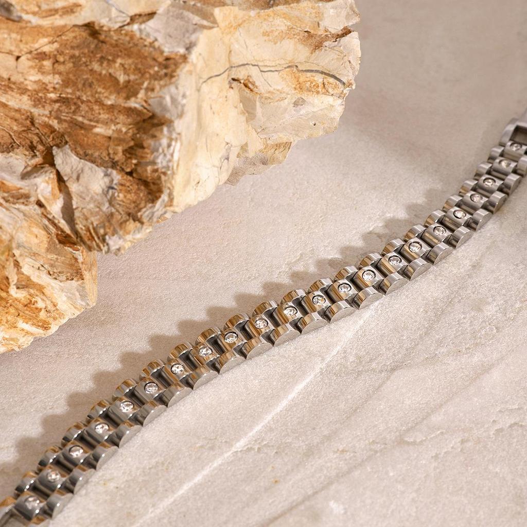 Jie Ding Europäisch & Amerikanisch Strass Titanstahl Armband für Damen - Langlebig, Stilvoll, Nicht verblassend.
