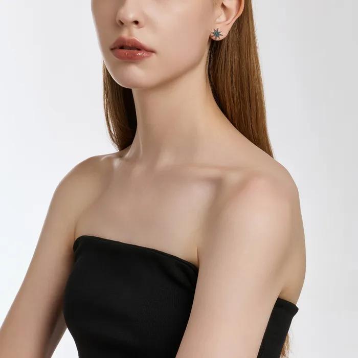 [Worn by Ko Yoon-jung] Mon Paris Gold Single Earring JDPER5F064B