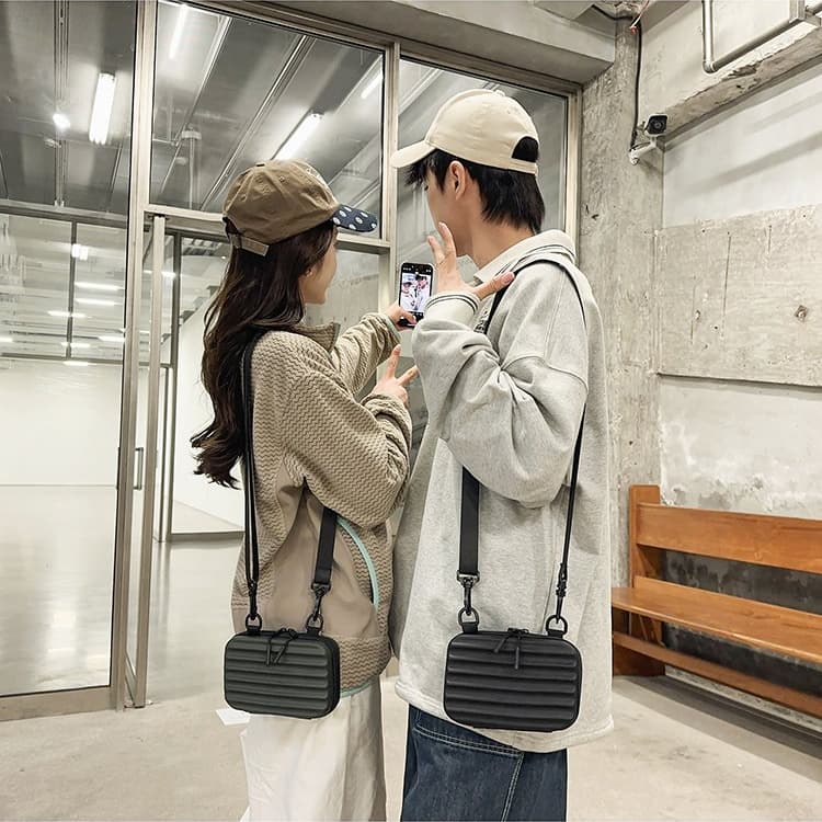 Borsa a tracolla messenger rigida a righe
